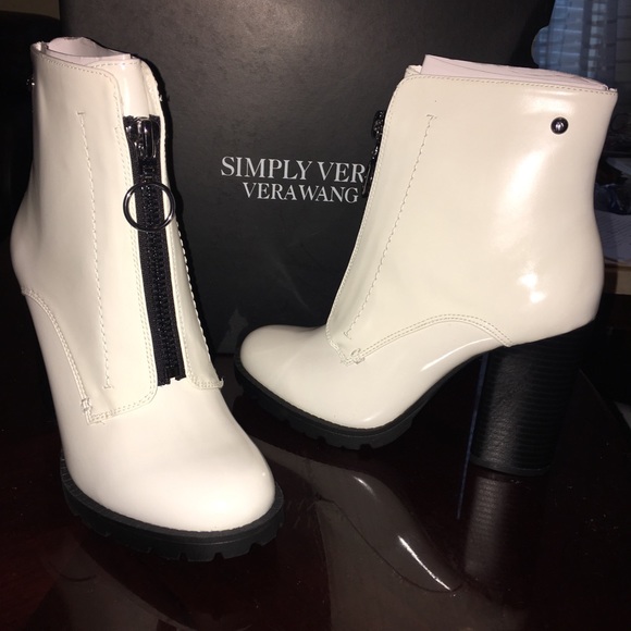 simply vera vera wang clara women's combat boot